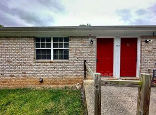 117 Olive St APT 12, Staunton, VA 24401