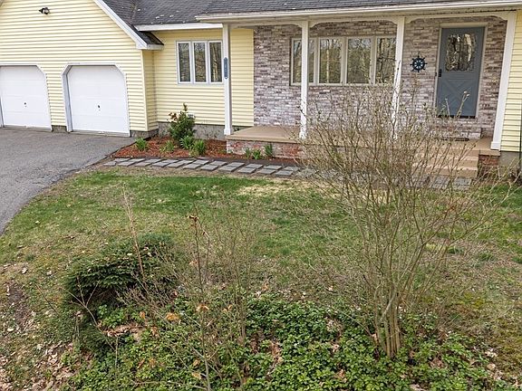 3rd image of 41 Betty Spring Rd