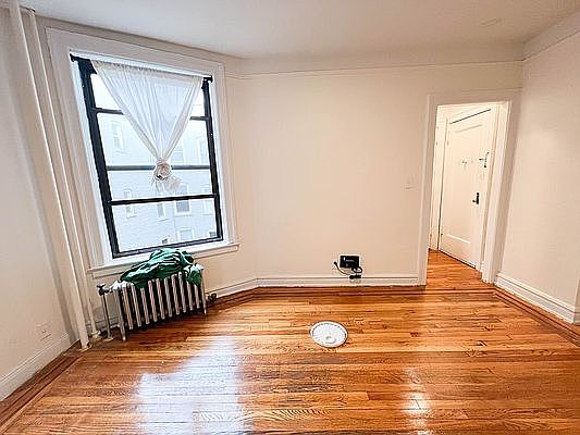 4th image of 25-21 31st Ave #C33