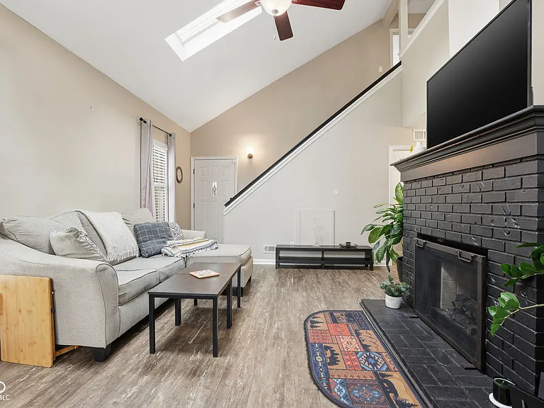 11610 Buttonwood Dr — Photo 14