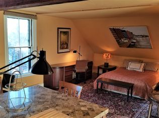 411 Middle St APT 5A, Portsmouth, NH 03801