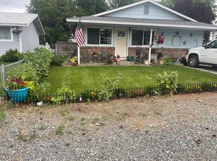 737 Ridge Pl, Omak, WA 98841