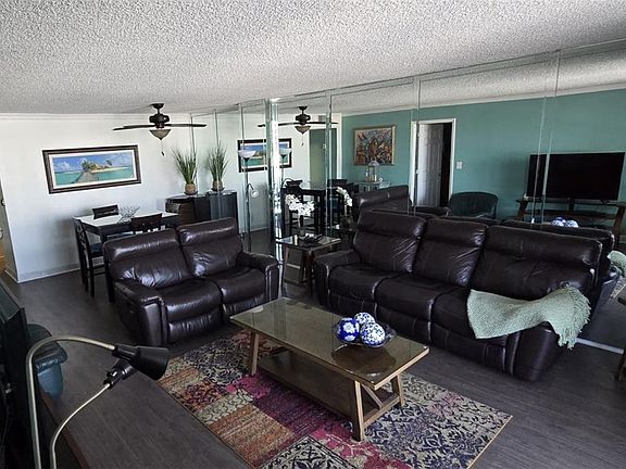 3rd image of 3800 S Ocean Dr APT 322