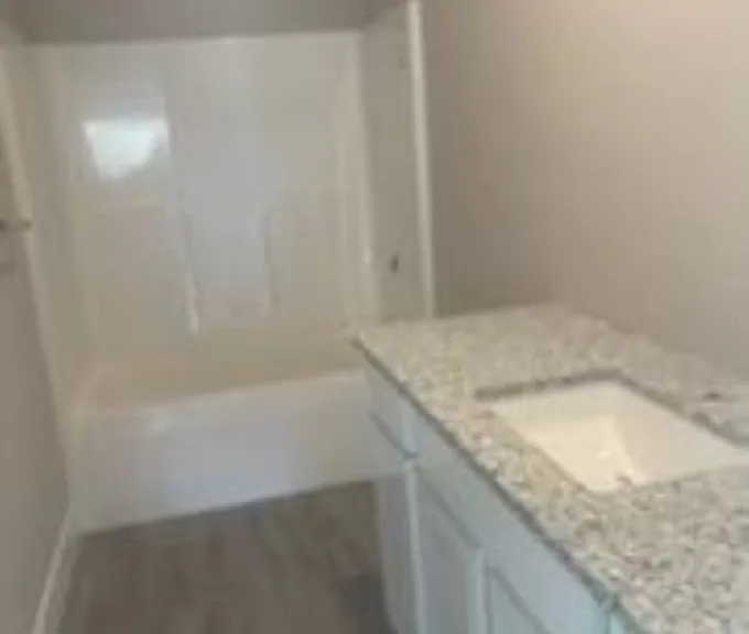 5218 N Cypress St — Photo 9