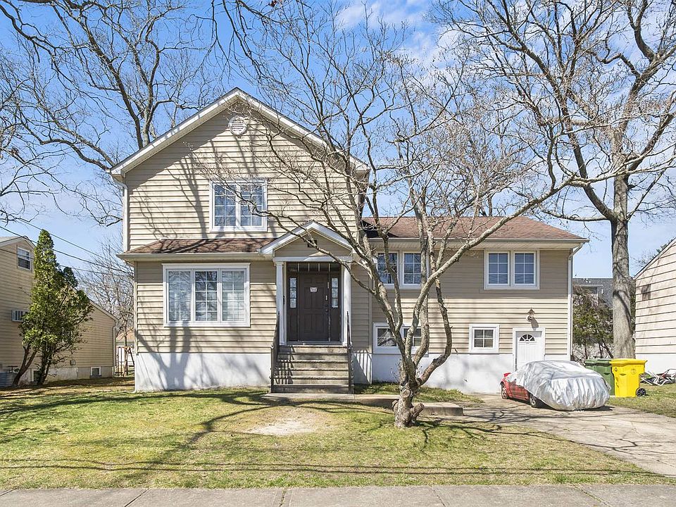 1st image of 122 W Caranetta Dr