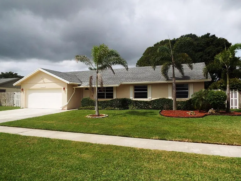 1268 Pinetta Cir — Photo 1