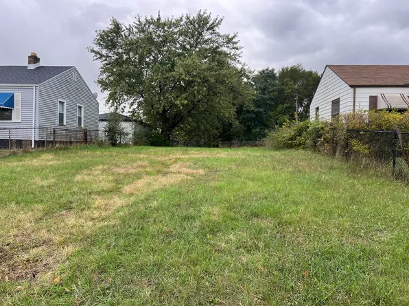 2160 Tennessee St, Gary, IN 46407
