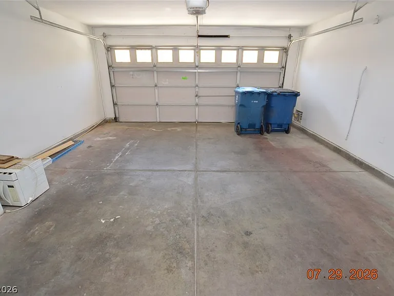 2836 Swallow Point Cir — Photo 17