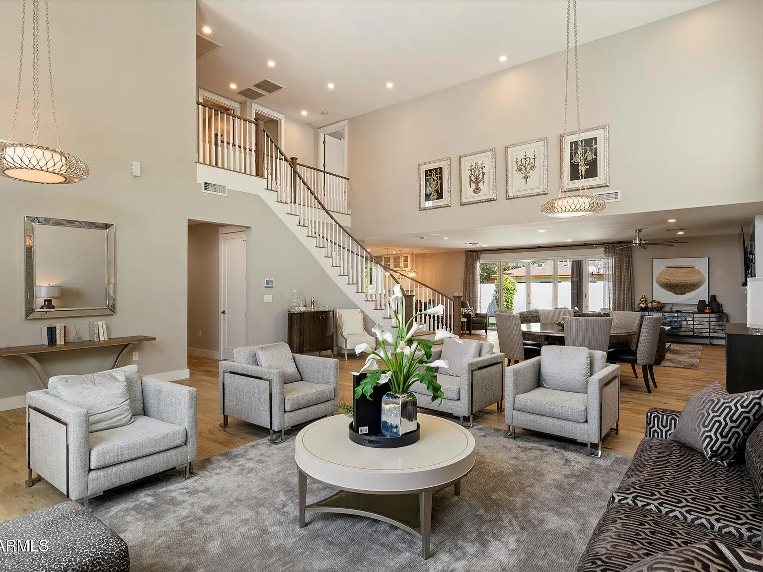4 bed, 3.5 bath, 3653 sqft, $13,000 — Photo 3