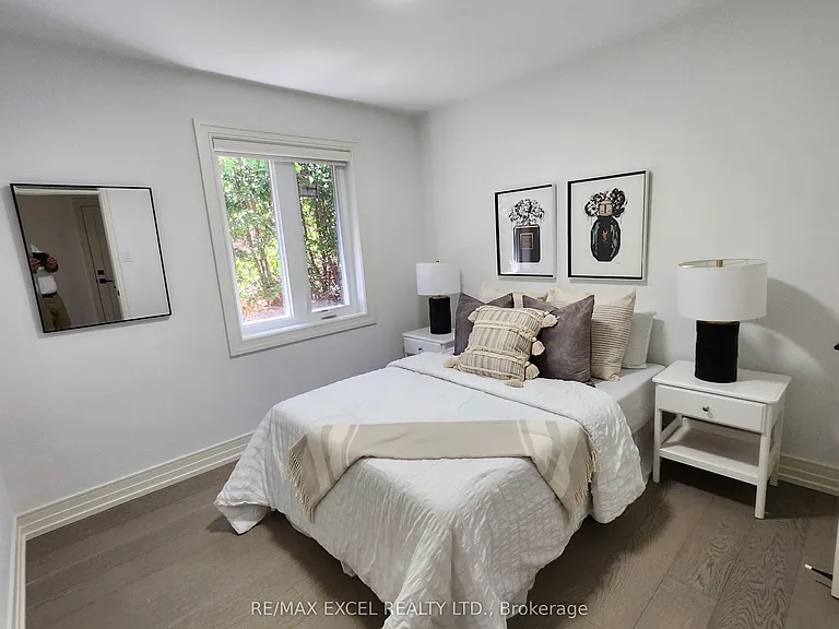 6 Glaive Dr #MAIN — Photo 9