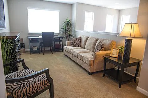 2447 Avignon Cir — Photo 23