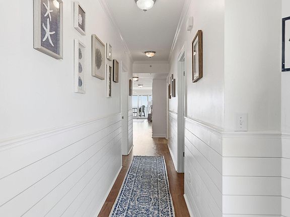 2nd image of 1010 Ocean Blvd #301