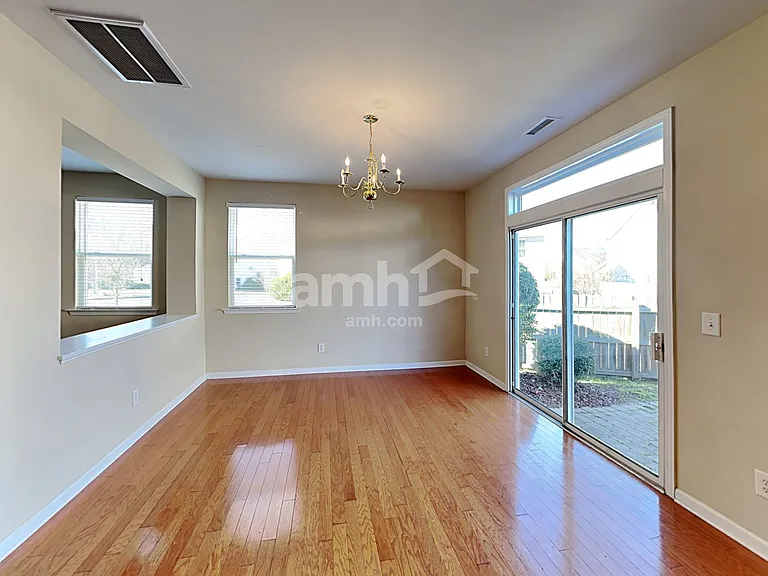 117 Steam Engine Way — Photo 5