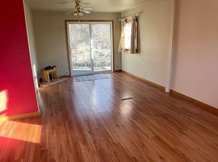 1314 College Dr, Decorah, IA 52101