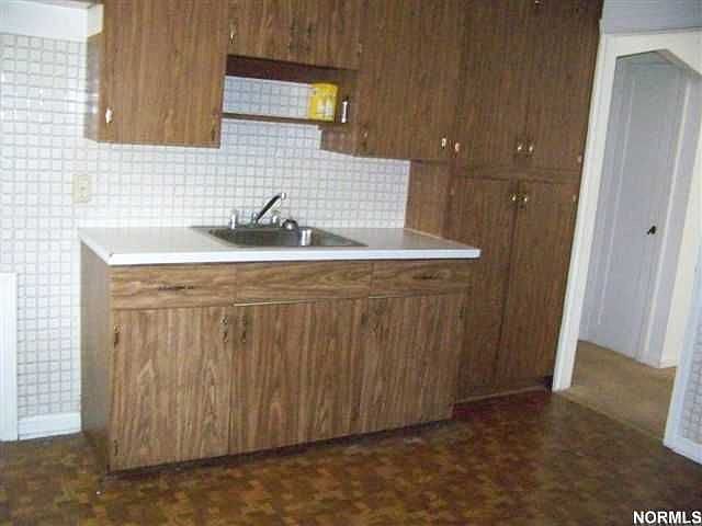 2nd image of 3532 W 98th St