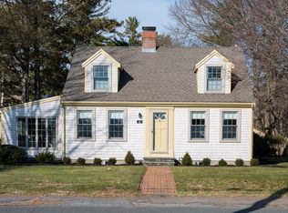 36 Burr Rd, Hingham, MA 02043