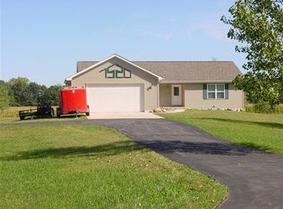 7520 Chesaning Rd, Chesaning, MI 48616