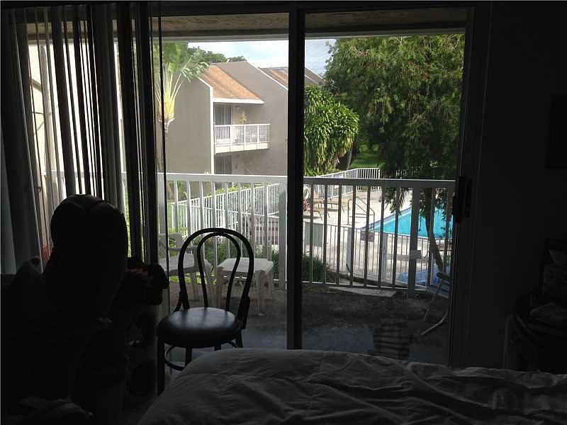 1st image of 16226 SW 92nd Ave #11