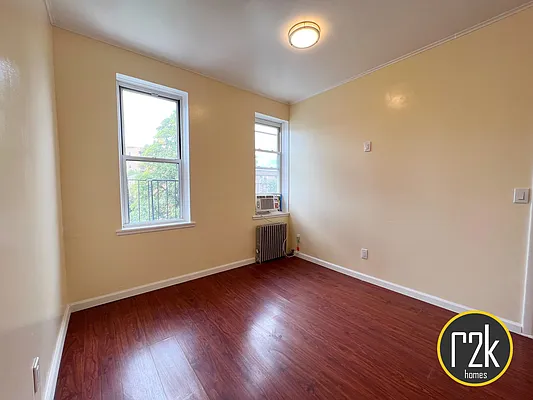 Rented by Realty 2000 Corp | media 36