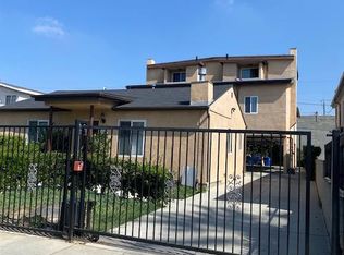14343 Tiara St, Van Nuys, CA 91401