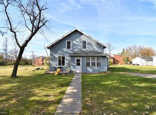 219 1st Ave SE, Baudette, MN 56623