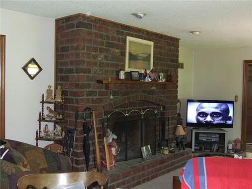 2nd image of 11800 E 62nd St