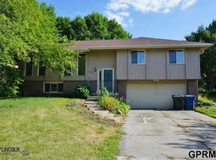 3033 Browning St, Lincoln, NE 68516