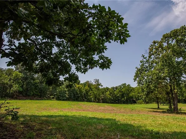 29412 S State Route D, Cleveland, MO 64734