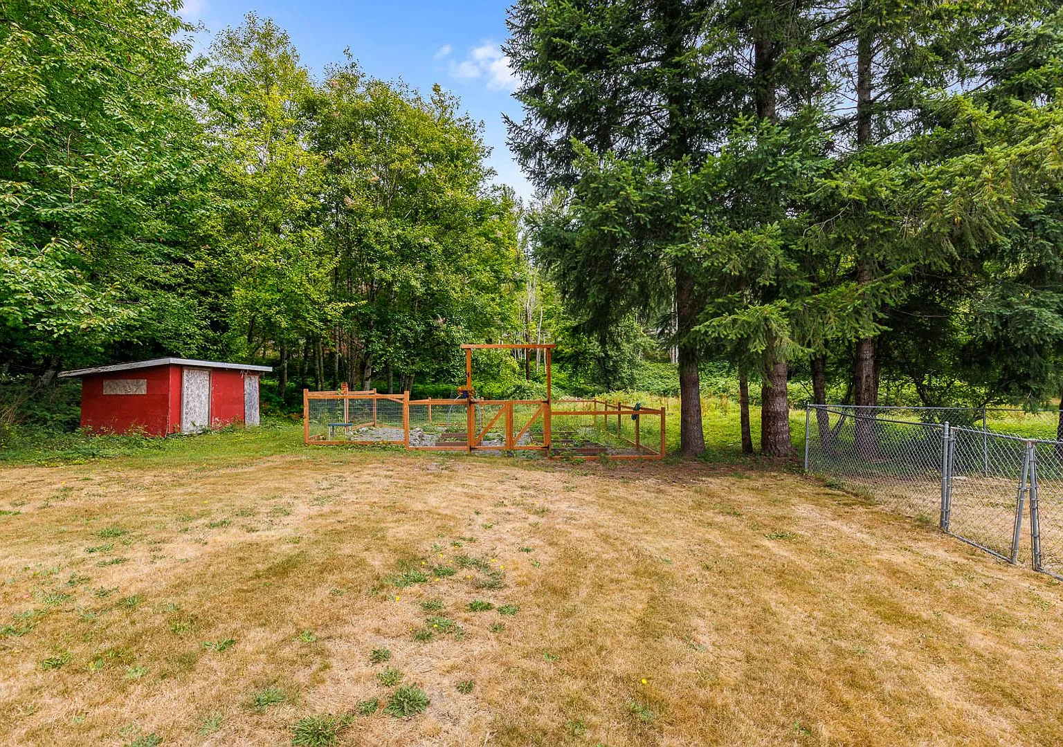 Peaceful Ravensdale Retreat | Updated Home with Enclosed Porch — Photo 4