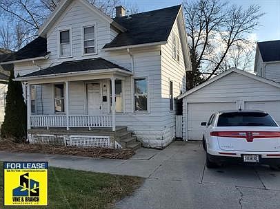 1st image of 727 Alabama Ave Unit 2