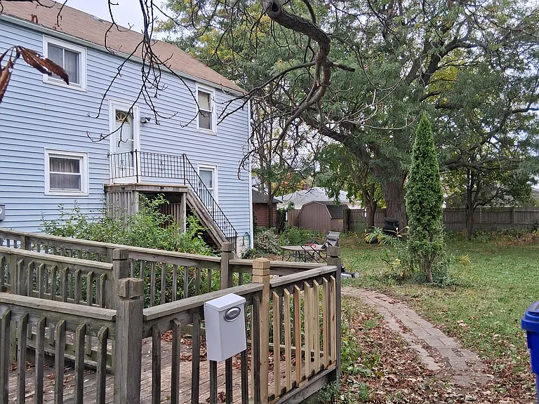 29 Bellwood Ave #1 — Photo 1