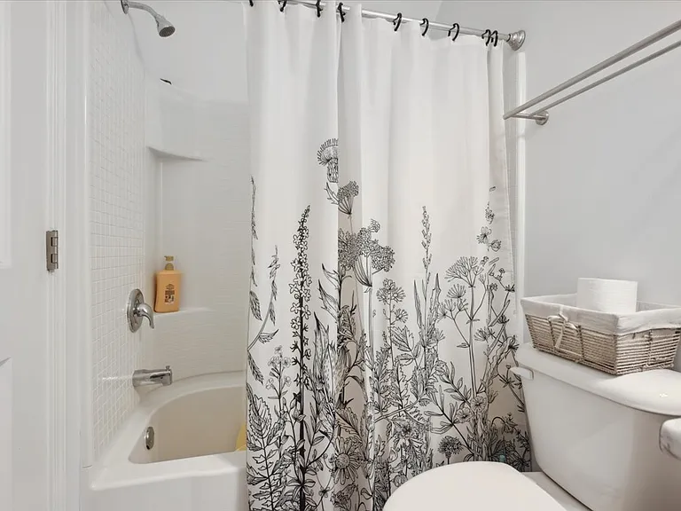 58 Summerhill Dr — Photo 18