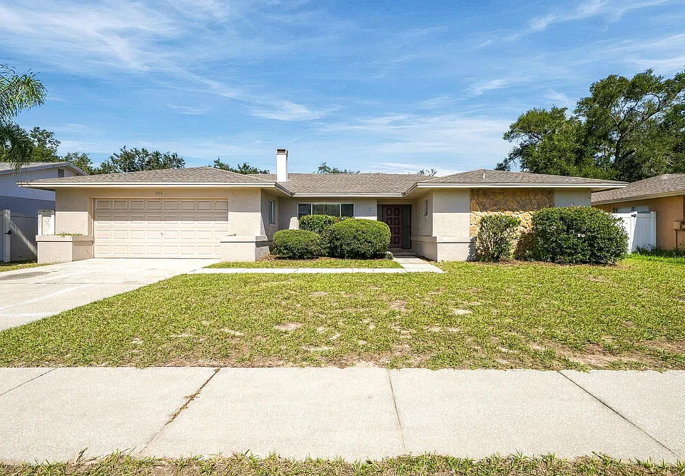 504 Mahogany Dr