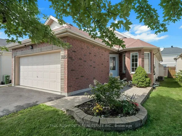 1025 Valin St, Ottawa, ON K4A 4X7