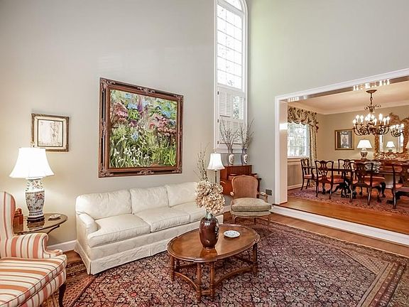 5th image of 4529 Woodhaven NE