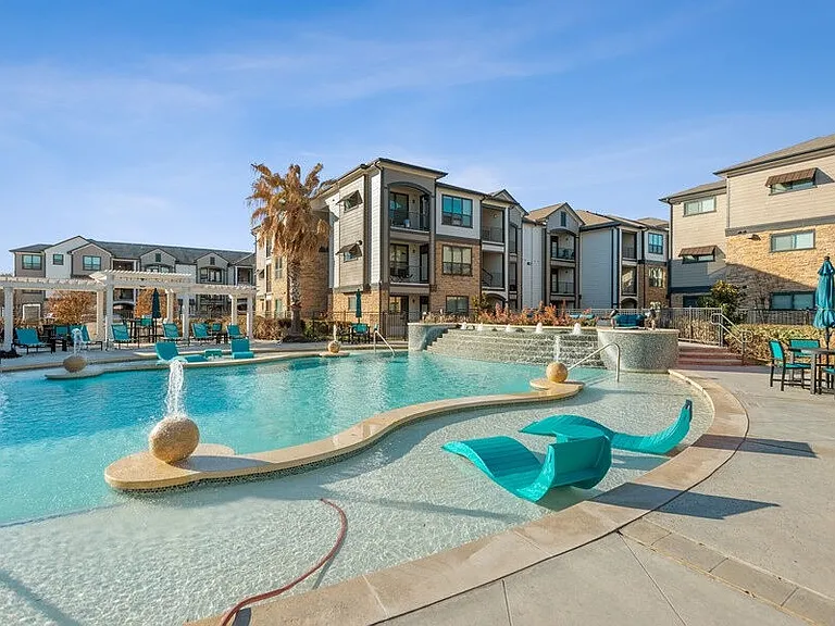 Haven at Eldridge — Photo 21