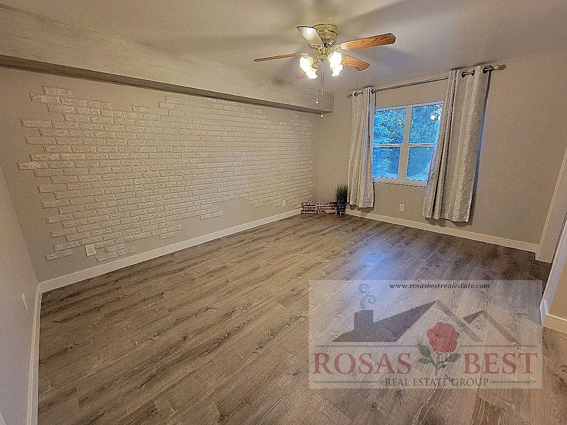 3 bed, 2.0 bath, 1424 sqft, $1,900 — Photo 2
