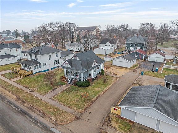 4th image of 517 12th St