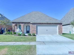 6624 Blue Rose Dr, Baton Rouge, LA 70817