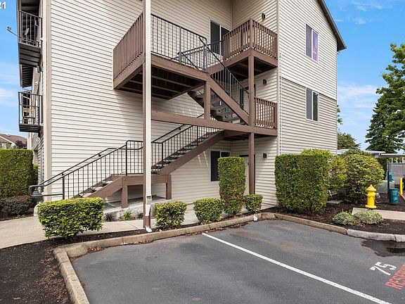 2nd image of 5264 NE 121st Ave #K63