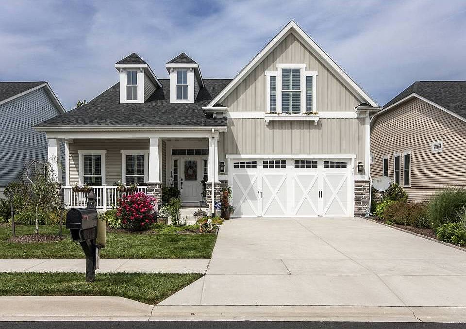 1st image of 411 Samantha Dr