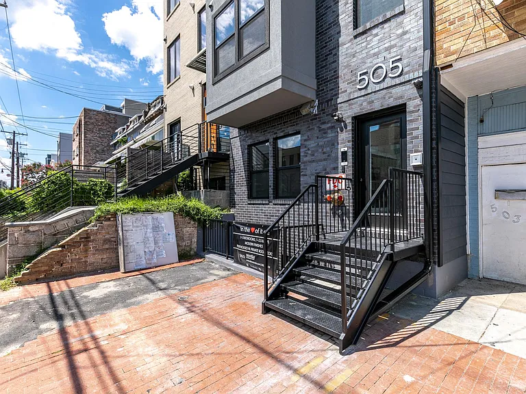 505 Kennedy St NW #1 — Photo 6