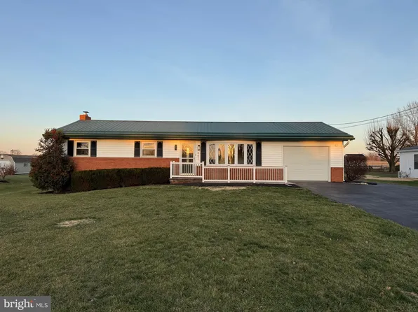 441 Williamson Rd, Greencastle, PA 17225