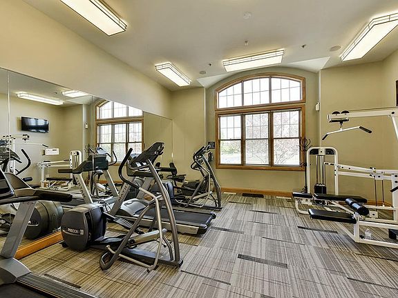 24 hr fitness center