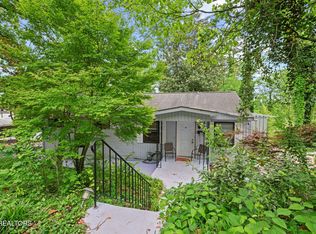 109 Albany Rd, Oak Ridge, TN 37830
