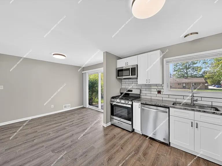 37863 Wendy Lee St — Photo 5