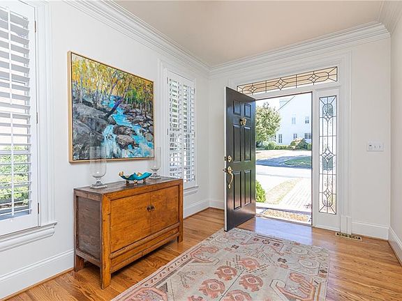 5th image of 3545 Paces Ferry Cir SE