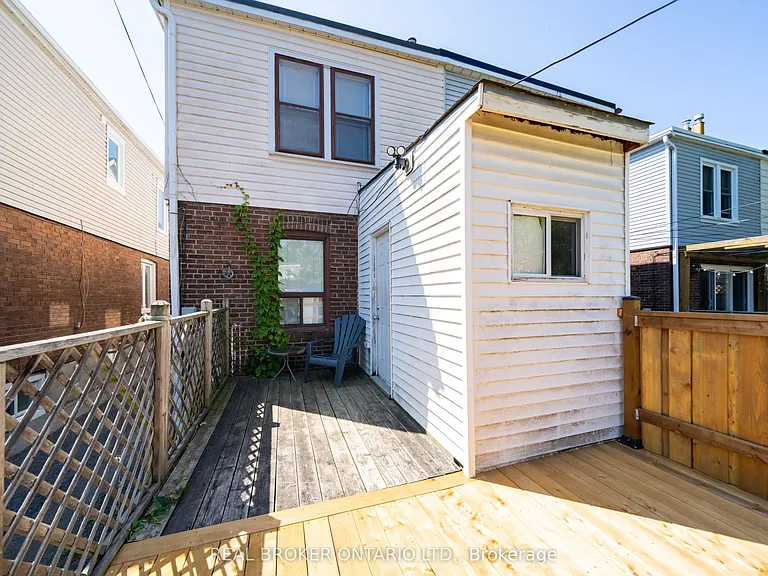 542 Glebeholme Blvd #MAIN — Photo 41