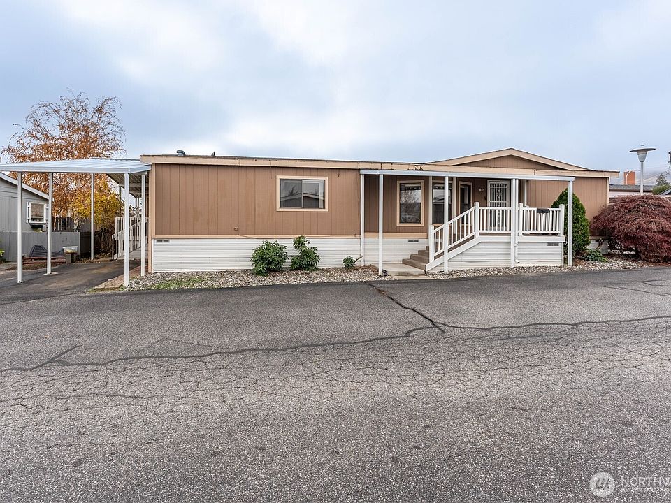 1st image of 611 N Western Avenue #34