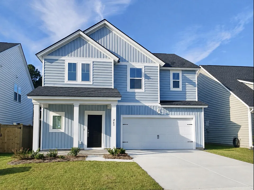 263 Woodland Oak Way